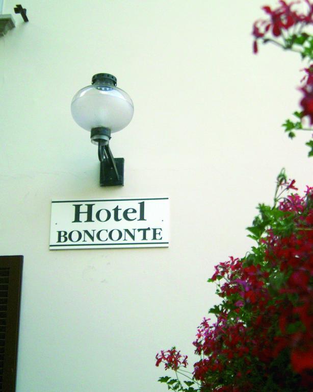 Hotel Bonconte Urbino Extérieur photo